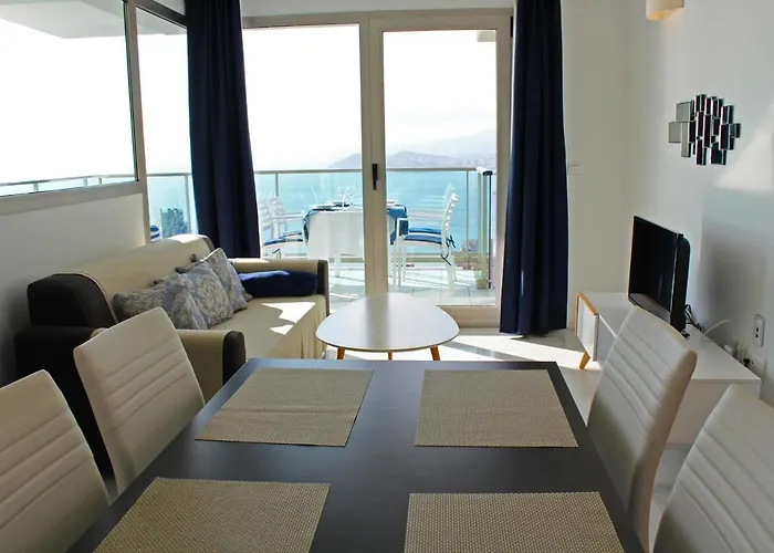 Skyline 34 Amazing With Private Terrace And Sea Views *